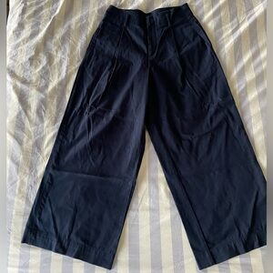 uniqlo women's cropped wide leg chinos/khakis
